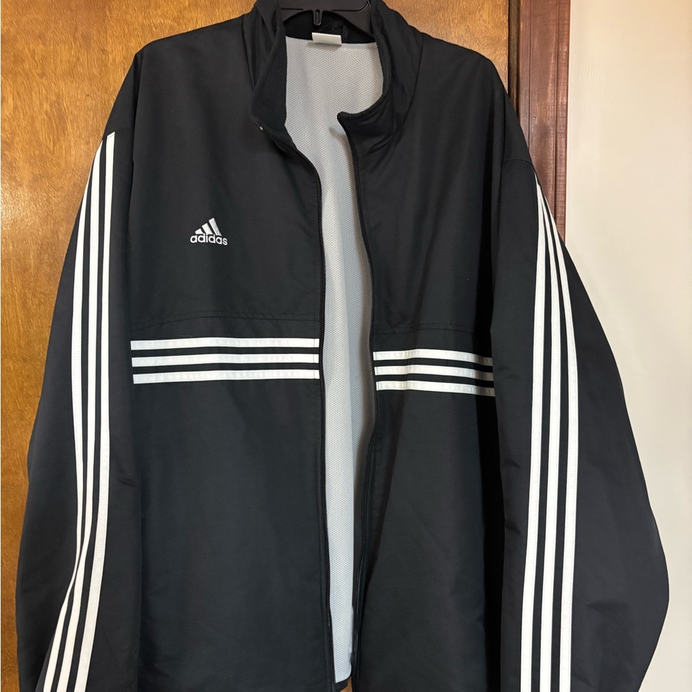 Adidas Men's Black and White Windbreaker